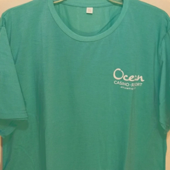 Tops - OCEAN CASINO RESORT. T SHIRT